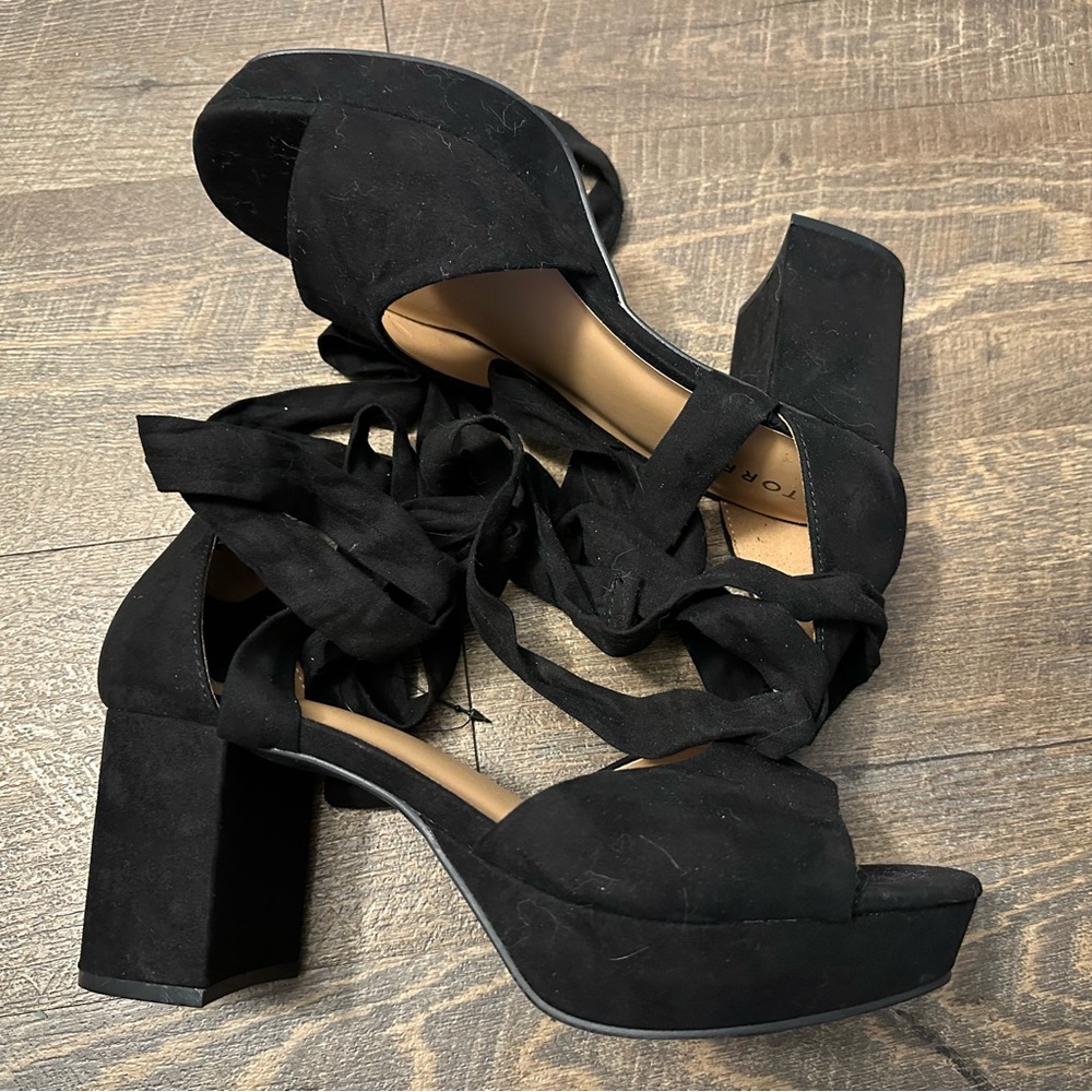 Torrid Black Platform Sandals with Chunky Heel